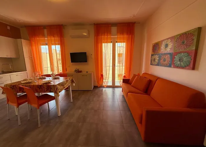 Soluzione Casa - SEA ORANGE Pietra Ligure