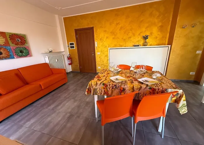 Soluzione Casa - SEA ORANGE * Pietra Ligure